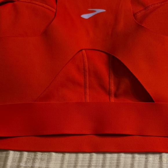 Brooks Running Sports Bra Crop Top High Neck Bold Red 38E(DD) - Picture 10 of 16